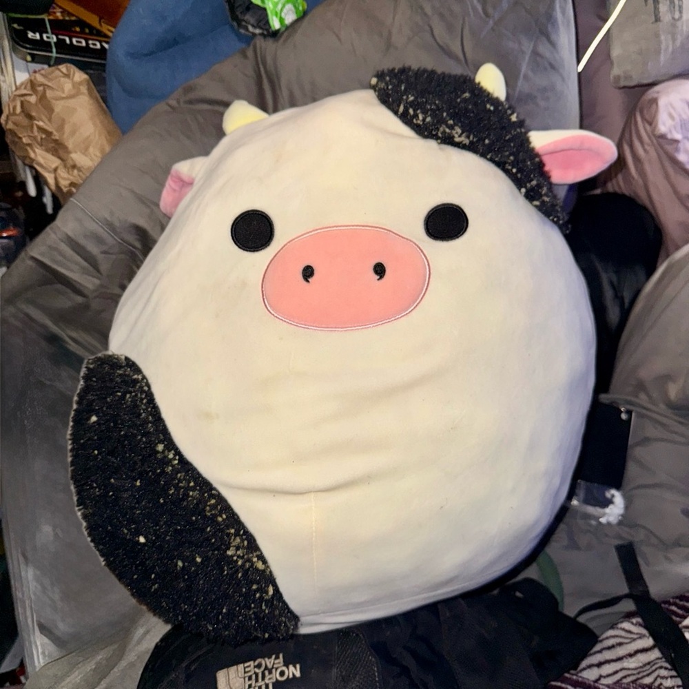 24” rare Squishmello Connor the Cow Toy lightly used squish mellow missing tag